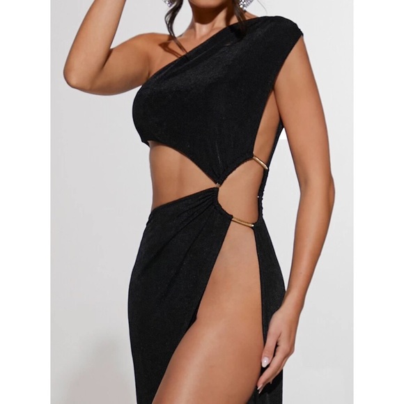 Amelia Maxi Cut Out One Shoulder Slit Thigh Dress - Picture 5 of 13